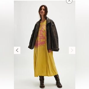 Cosmic Kitten T-Shirt Dress; Magnolia Pearl; One Size